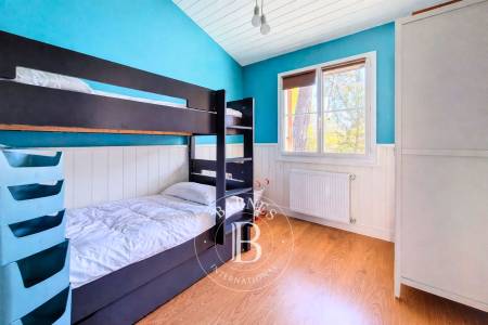 « VILLA LOUISA » FAMILIALE AVEC PISCINE CHAUFFÉE, AU COEUR DES PINS AU PYLA-SUR-MER – CAPACITÉ 8 PERSONNESv