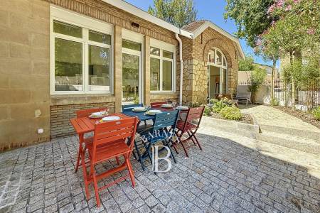 SUPERBE VILLA « ÉGLANTINE » AVEC ACCÈS DIRECT À LA PLAGE ET PROCHES COMMERCES, À ARCACHON - CAPACITÉ 6 CONVIVES