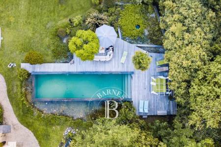 villa de caractère en lisière de parc classé à Taussat