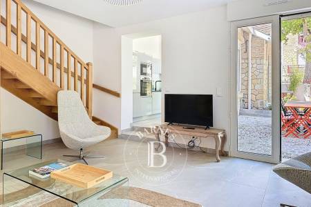 SUPERBE VILLA « ÉGLANTINE » AVEC ACCÈS DIRECT À LA PLAGE ET PROCHES COMMERCES, À ARCACHON - CAPACITÉ 6 CONVIVES