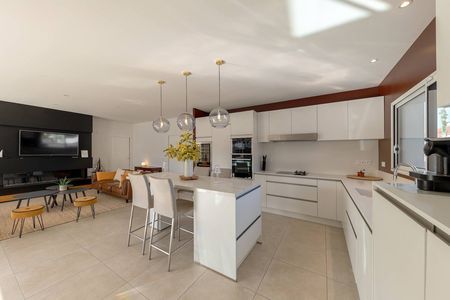 BELLE VILLA A LOUER POUR 8 PERSONNES