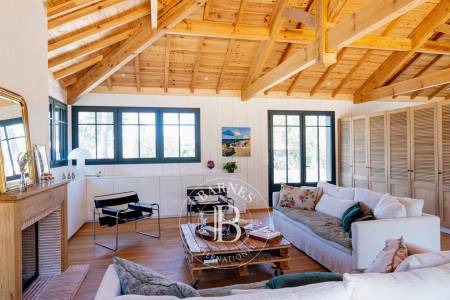 VILLA « MANINE » AVEC PISCINE CHAUFFÉE AU CŒUR DE PIRAILLAN, PRESQU’ÎLE DU CAP FERRET – CAPACITÉ 10 PERSONNES