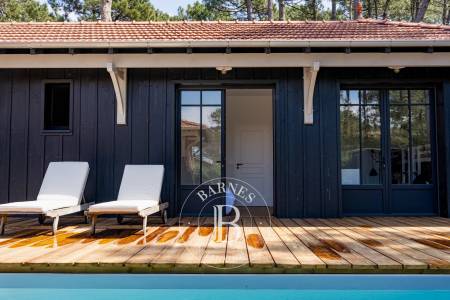 VILLA « MANINE » AVEC PISCINE CHAUFFÉE AU CŒUR DE PIRAILLAN, PRESQU’ÎLE DU CAP FERRET – CAPACITÉ 10 PERSONNES