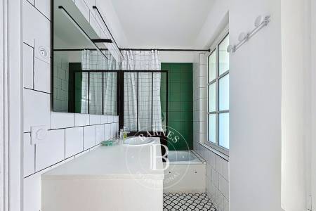 APPARTEMENT « LES GENÊTS » AVEC TERRASSE, À DEUX PAS DE LA PLAGE – CAPACITÉ 6 PERSONNES