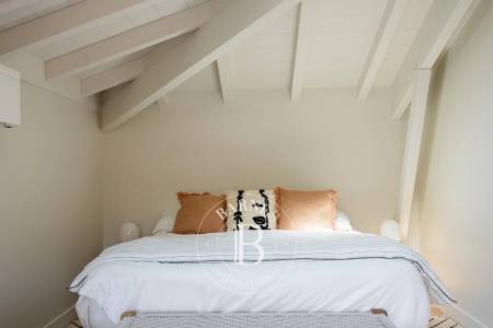 VILLA « BELLEROSE » EN PLEIN CENTRE DU CAP FERRET AVEC PISCINE – CAPACITÉ 12 PERSONNES