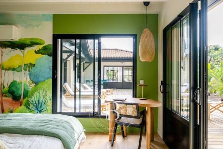 VILLA « BELLEROSE » EN PLEIN CENTRE DU CAP FERRET AVEC PISCINE – CAPACITÉ 12 PERSONNES