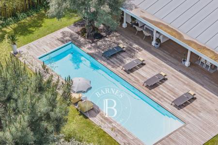 VILLA CONTEMPORAINE « L’OLIVIER » AVEC PISCINE AU CŒUR DU MOULLEAU À ARCACHON – CAPACITÉ 8 PERSONNES
