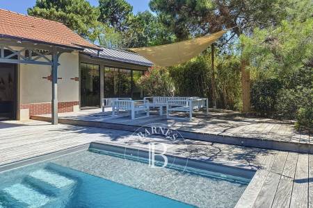 MAGNIFIQUE VILLA « L’OASIS » AVEC PISCINE EN PLEIN COEUR DU MOULLEAU À ARCACHON - CAPACITÉ 8 CONVIVES