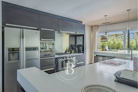 VILLA CONTEMPORAINE « L’OLIVIER » AVEC PISCINE AU CŒUR DU MOULLEAU À ARCACHON – CAPACITÉ 8 PERSONNES