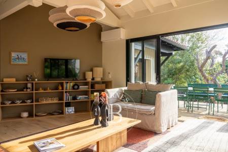 VILLA « BELLEROSE » EN PLEIN CENTRE DU CAP FERRET AVEC PISCINE – CAPACITÉ 12 PERSONNES