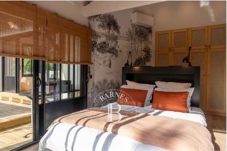 VILLA « BELLEROSE » EN PLEIN CENTRE DU CAP FERRET AVEC PISCINE – CAPACITÉ 12 PERSONNES