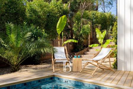 VILLA « BELLEROSE » EN PLEIN CENTRE DU CAP FERRET AVEC PISCINE – CAPACITÉ 12 PERSONNES