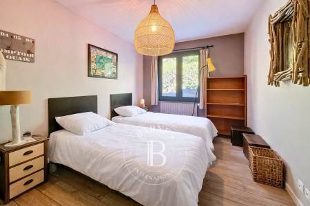 VILLA « OCÉANE » EN BOIS AVEC PISCINE ET ACCÈS PRIVÉ À L’OCÉAN, AU CAP FERRET – CAPACITÉ 14 PERSONNES