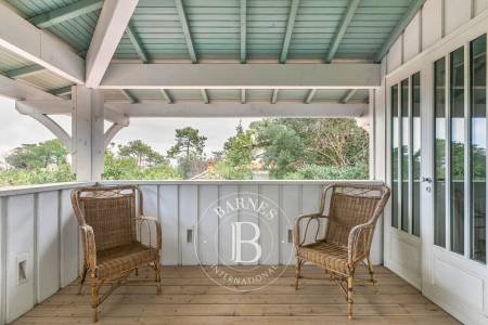 LOCATION SAISONNIÈRE VILLA NANTUCKET, CAP FERRET, VILLA TYPIQUE AVEC PISCINE