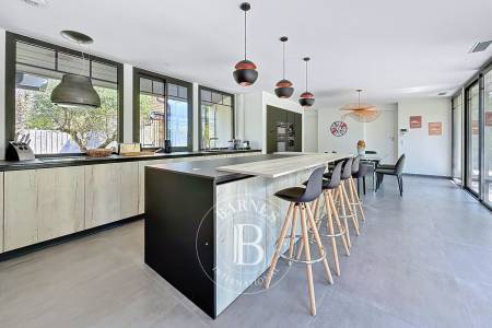 MAGNIFIQUE VILLA « L’OASIS » AVEC PISCINE EN PLEIN COEUR DU MOULLEAU À ARCACHON - CAPACITÉ 8 CONVIVES