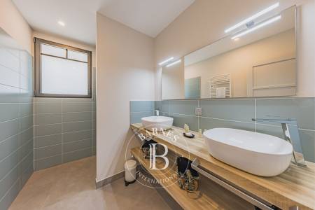 villa en location avec plancha et espace repas extérieur pyla