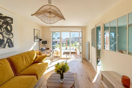 MAGNIFIQUE APPARTEMENT A LOUER LA TESTE DE BUCH