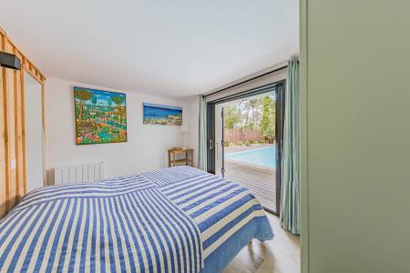 VILLA « TOULINGUET » À PROXIMITÉ DE LA DUNE DU PILAT AVEC PISCINE CHAUFFÉE – CAPACITÉ 6 PERSONNES