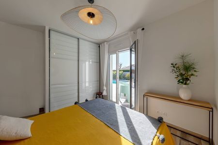 VILLA LOCATION SAISONNIERE PORT BASSIN