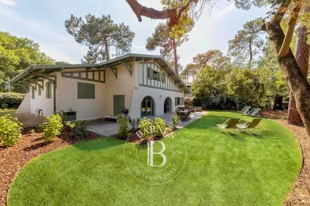 VILLA « LE SÉNÉÇON » AU PYLA-SUR-MER, PLAGE ET COMMERCES À PIED – CAPACITÉ 9 PERSONNES