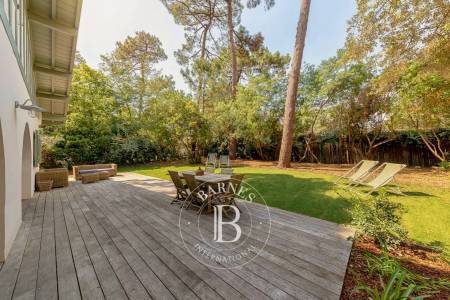 VILLA « LE SÉNÉÇON » AU PYLA-SUR-MER, PLAGE ET COMMERCES À PIED – CAPACITÉ 9 PERSONNES