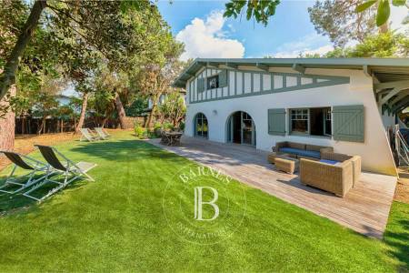 VILLA « LE SÉNÉÇON » AU PYLA-SUR-MER, PLAGE ET COMMERCES À PIED – CAPACITÉ 9 PERSONNES