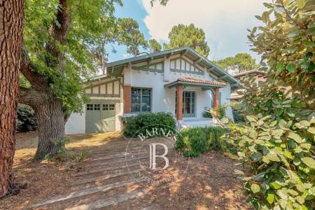 VILLA « LE SÉNÉÇON » AU PYLA-SUR-MER, PLAGE ET COMMERCES À PIED – CAPACITÉ 9 PERSONNES