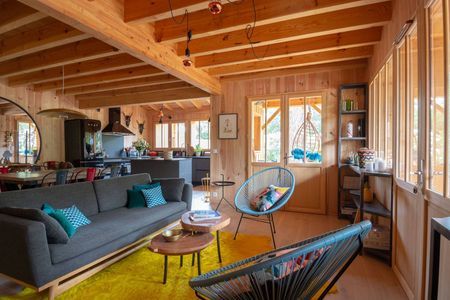 LOCATION SAISONNIÈRE CAP FERRET PROCHE PLAGE DES AMÉRICAINS, VILLA EN BOIS AVEC PISCINE