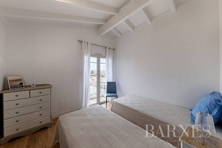 APPARTEMENT CENTRE ARCACHON À LOUER, 3 CHAMBRES AVEC GRANDE TERRASSE