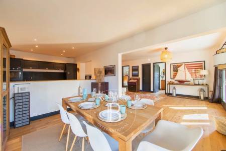 VILLA « LE SÉNÉÇON » AU PYLA-SUR-MER, PLAGE ET COMMERCES À PIED – CAPACITÉ 9 PERSONNES