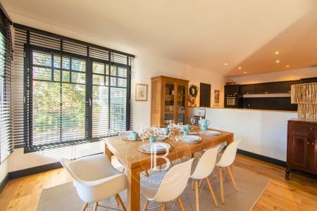 VILLA « LE SÉNÉÇON » AU PYLA-SUR-MER, PLAGE ET COMMERCES À PIED – CAPACITÉ 9 PERSONNES