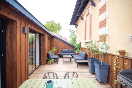 Plein centre d'Arcachon, villa 4 chambre à louer proche commerces