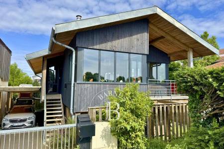 VILLA CONTEMPORAINE « OSTRA » EN PREMIÈRE LIGNE ET AVEC VUE SUR LE PORT DE LA TESTE-DE-BUCH – CAPACITÉ 6 PERSONNES