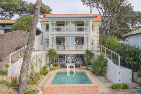 VILLA « CRUSOÉ » EN PREMIÈRE LIGNE AU PYLA-SUR-MER, 4 SUITES ET ACCÈS PRIVATIF À LA PLAGE - CAPACITÉ 8 PERSONNES