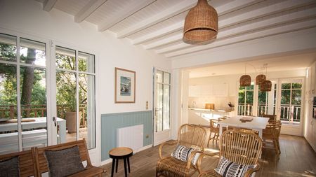 LOCATION SAISONNIERE VILLA POUR 10 PERSONNES