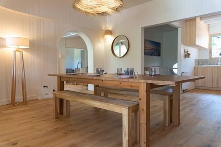 LOCATION VILLA MIREIO AVEC PISCINE POUR 8 PERSONNES PROCHE DE LA PLAGE AU CENTRE DU CAP FERRET