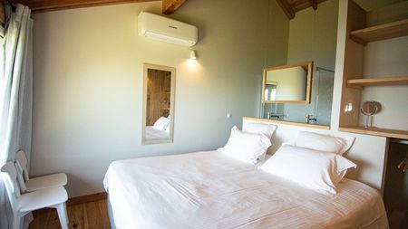 LOCATION CAP FERRET, VILLA MIMBEAU, PREMIERE LIGNE DU BASSIN AVEC PONTON PRIVATIF
