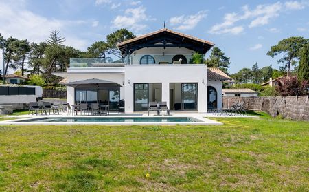 LOCATION SAISONNIÈRE, VILLA S, MAGNIFIQUE VILLA NEUVE, 6 CHAMBRES, SITUEE A PIQUEY, CAP FERRET