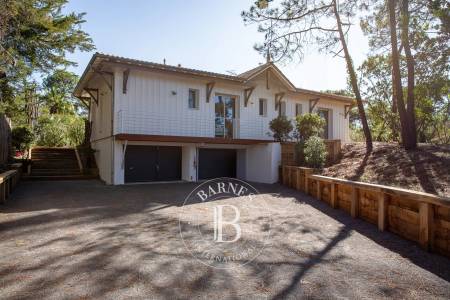 VILLA « JINN » EN PLEIN COEUR DU CAP FERRET, CAPACITÉ 12 PERSONNES