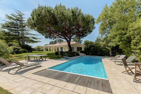 Villa a louer au pyla sur mer avec 5 chambres