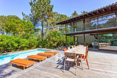 VILLA « PALANGA » AVEC PISCINE, À PROXIMITÉ DE LA PLAGE DES AMÉRICAINS AU CAP FERRET