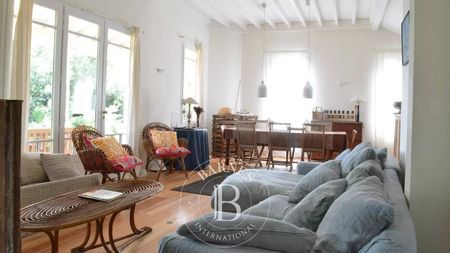 Location de vacances au Cap Ferret : Superbe villa en première ligne pour 8 personnes
