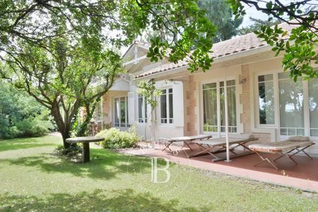 Villa moderne avec vue imprenable au Cap Ferret : Location pour 8 personnes