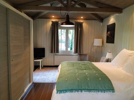 LOCATION SAISONNIERE HAUTE GAMME, 5 CHAMBRES AVEC PISCINE SUR LE BASSIN D'ARCAHON