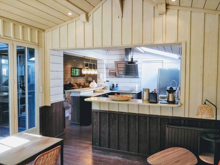 A LOUER 5 CHAMBRES AU CAP FERRET BORD DE L'EAU