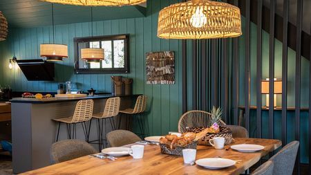 VILLA DE LUXE À LOUER AVEC PISCINE ET ACCES PLAGE A PIEDS AU CAP FERRET