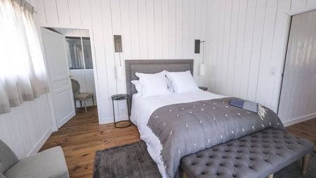 LOCATION SAISONNIERE VILLA DE CHARME AU CAP FERRET AVEC PISCINE ET ACCES PLAGE À PIEDS