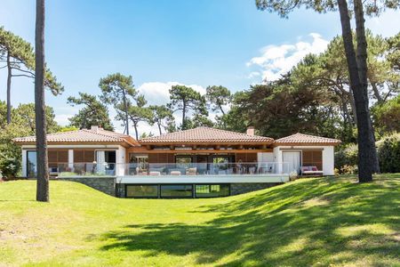 LOCATION VACANCES MAISON PISCINE VUE MER