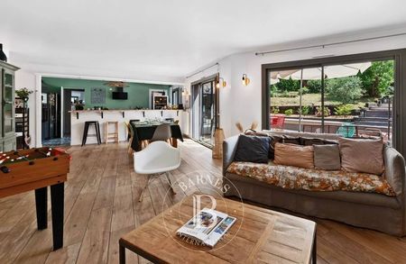 Pyla-sur-Mer : Villa l'Eden Wood, location saisonnière pour 8 personnes avec piscine