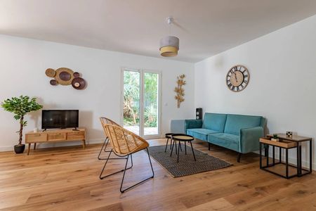 BEL APPARTEMENT AVEC VUE BASSIN ET TERRASSE AU PYLA-SUR-MER, 4 COUCHAGES